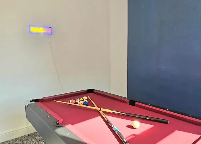 Сasa de vacaciones 2br-nearcitycentre-wifi-parking-garden