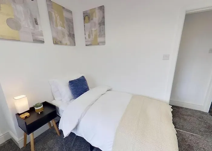 Ferienhaus 2br-nearcitycentre-wifi-parking-garden