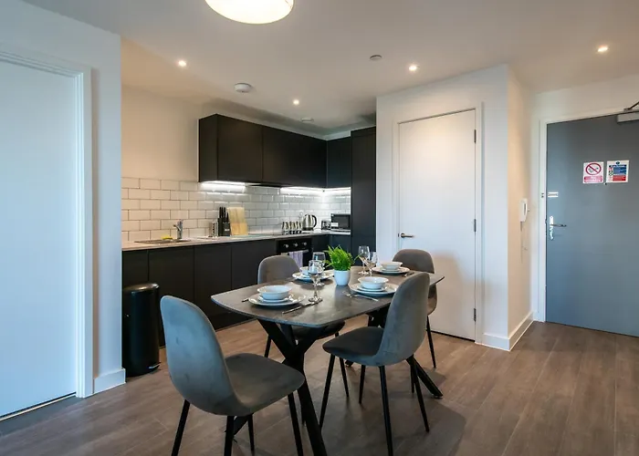 2-bed Flat In Sports Hub - Walk To Mufc & Cricket 맨체스터