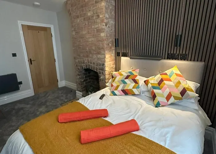 Short Walk To Coop Live And Etihad Stadium * Manchester