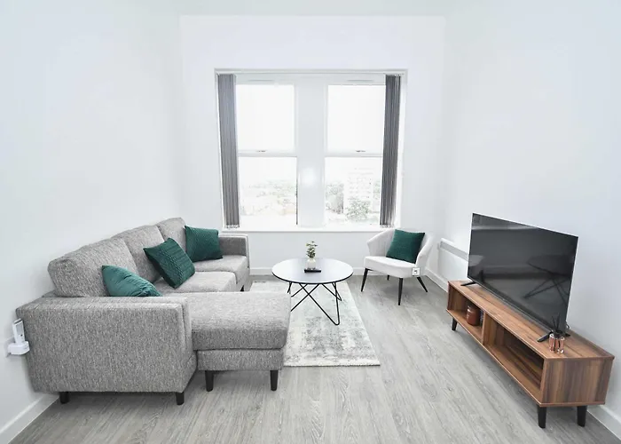 Spacious 2bed Close To Etihad