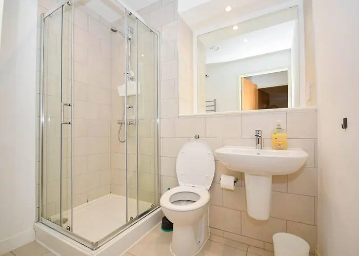 아파트 Spacious & Contemporary 1bed