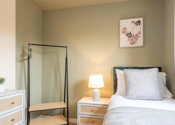 Chic 4bd Abode - Free Parking - Snooker 曼彻斯特