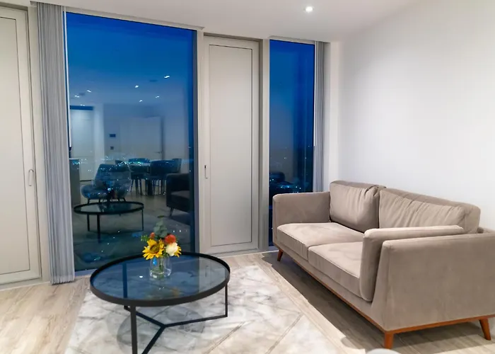 Apartamento Modern 2 Bed Penthouse With Stunning Views In Center Mánchester