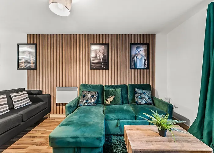 Large - Sleeps 8 Apartmán Manchester