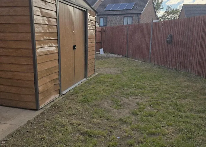 Holiday home Lawnswood *