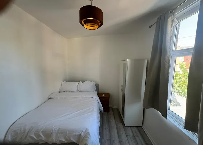 Omnecare House Daire