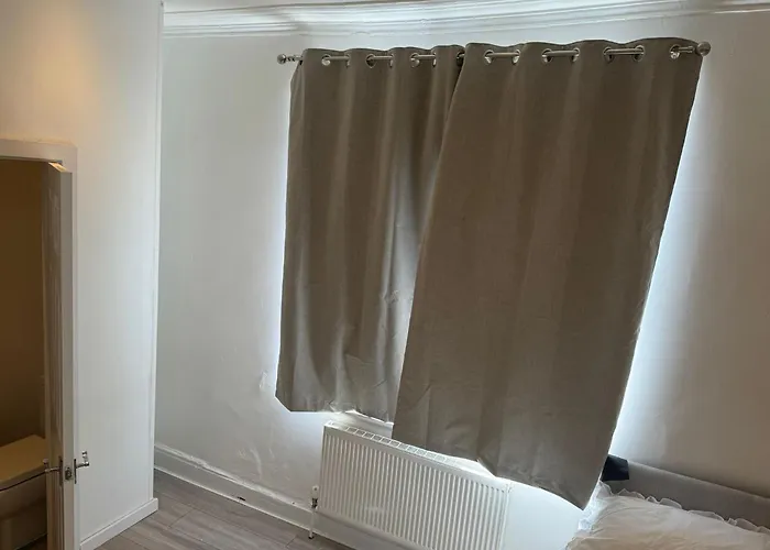 Omnecare House Daire