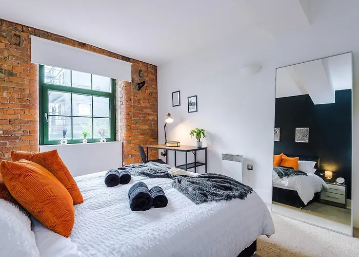Converted Mill, Stylish In Castlefield *