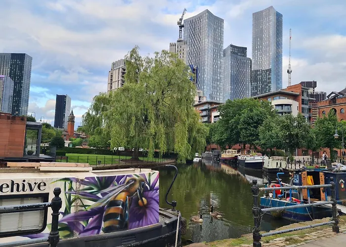 Elegant 2bd & 2ba Centre Luxury With View Daire