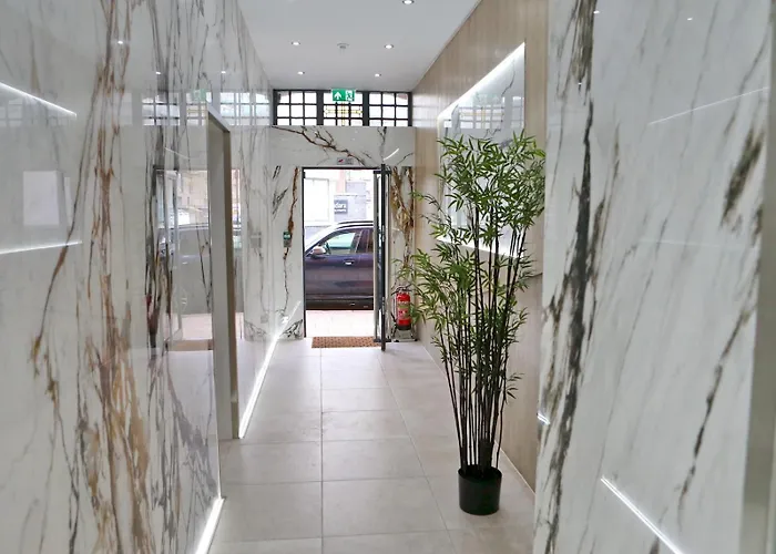 New Build Duplex Minutes From Centre - Pass The Keys Apartament