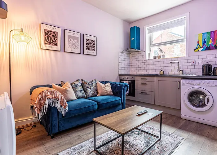 Beautiful Flat - Great Location - Perfect For Long *