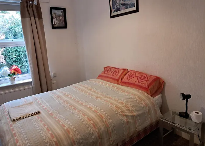 Bird Song Old Trafford * Manchester