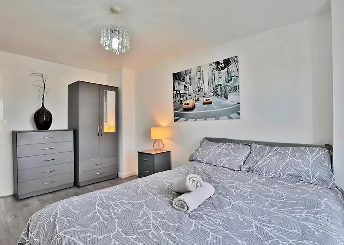 View - Free Parking - Sleeps 6 - Near Centre - By Nmb 公寓 *