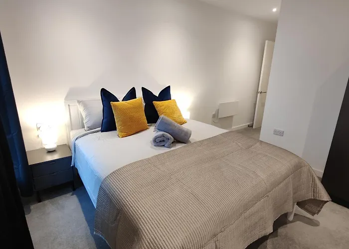 Apartamento Penthouse-like With & Waterfront Views In Old Trafford With 500mbps Internet And Netflix Mánchester