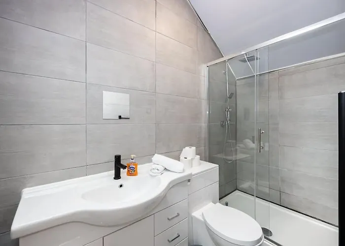 The Didsbury Loft * Manchester