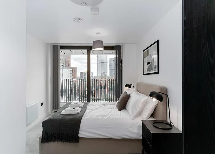 Daire Fabulous 1bed Flat In W Balcony *