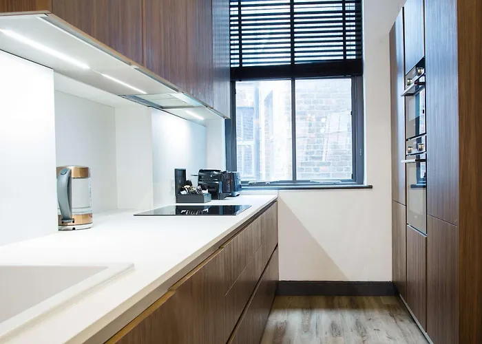 Luxury Boutique * Manchester