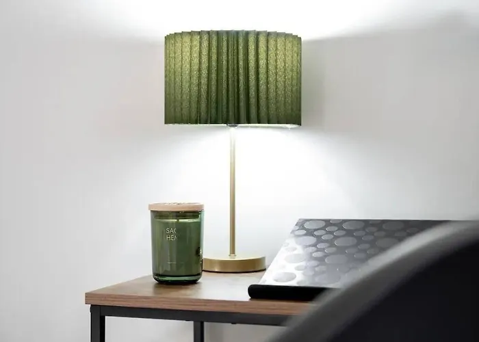 Διαμέρισμα Sleeps 5 In Prime Spot Amenities Walking Distance, Business Long-term Travel, Contractor Friendly Μάντσεστερ