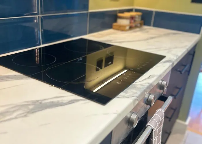 Spacious - Parking - Next To Ao Arena - Local Attraction & Transport Links Lejlighed