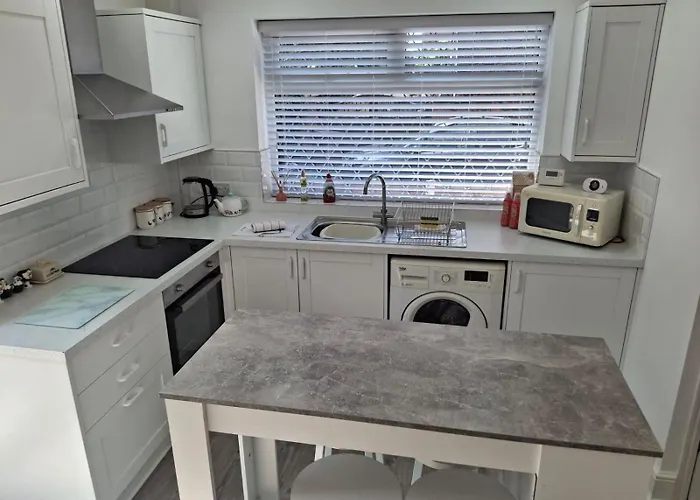 Cosy 2-bed House In Сasa de vacaciones