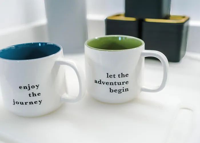 Duplex In Salford, 2br&2ba, Full Kitchen