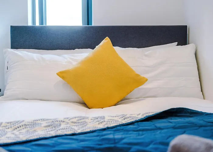 Daire Duplex In Salford, 2br&2ba, Full Kitchen