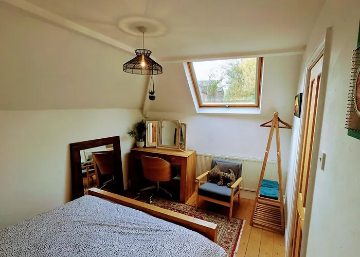 Detached House With Gated Parking In Whalley Range, Near Centre ヴィラ マンチェスター