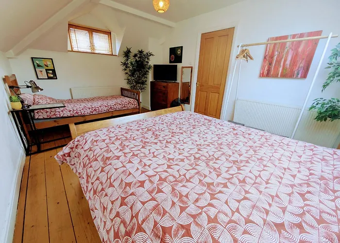 Detached House With Gated Parking In Whalley Range, Near Centre ヴィラ マンチェスター