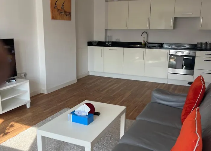 Tj Luxe Salford * Manchester