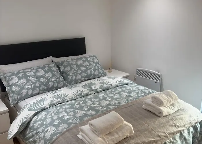 Tj Luxe Salford Apartment *