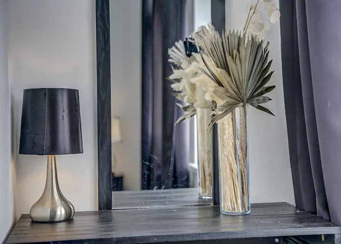 Opulent Skyline Apartment Manchester