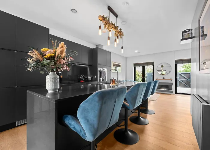 Cityscape Mcr Townhouse - Free Parking & Garden *