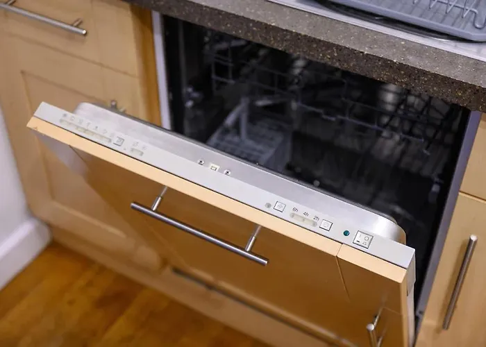 Flat By Superhost شقة