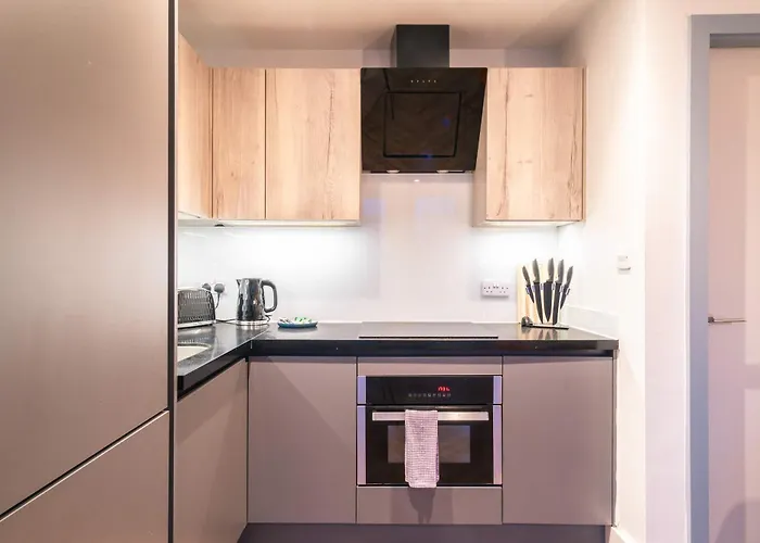 Stunning 2bed Flat In Location W Security *