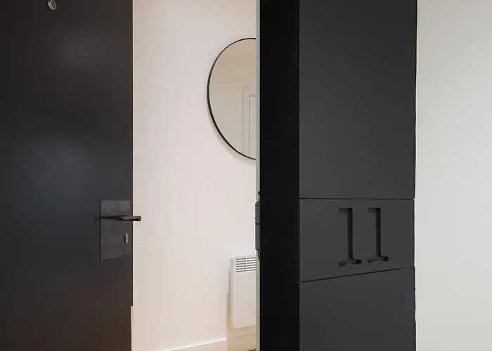 Finlays Yard By Veeve *