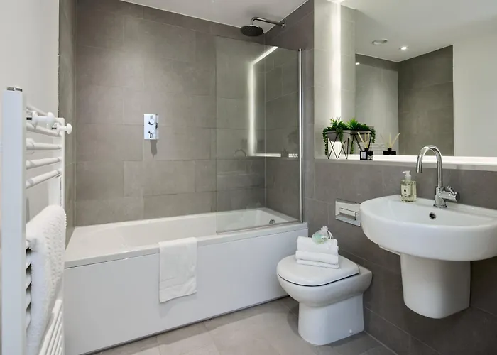 Finlays Yard By Veeve *