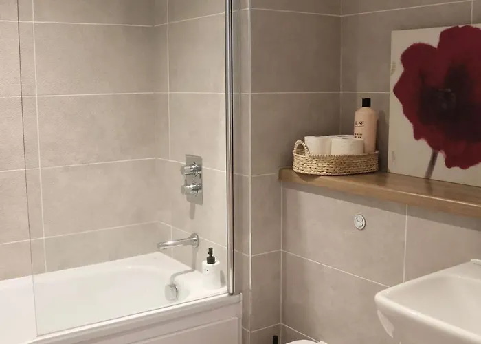 Luxury 2 Bed 13th Floor View Of Old Trafford Lägenhet