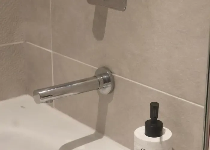 Luxury 2 Bed 13th Floor View Of Old Trafford Lägenhet *