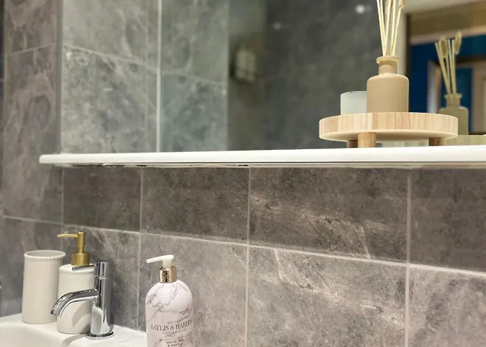 - Next To Ao Arena - With Parking Apartamento