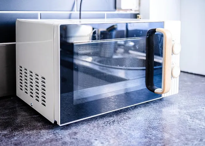 2 Bedroom Denton, Suitable For Professionals Needing A Peaceful Work Environment Manchester