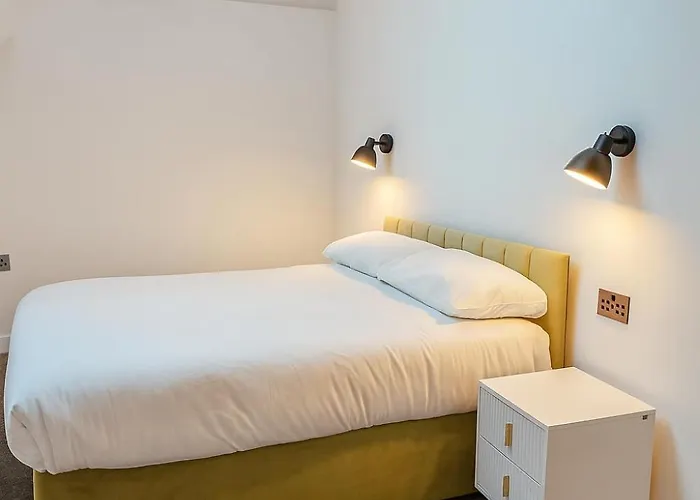 Kehoe's Penthouse Near Etihad Stadium & Coop Live Arena Sleeps 4 * Manchester