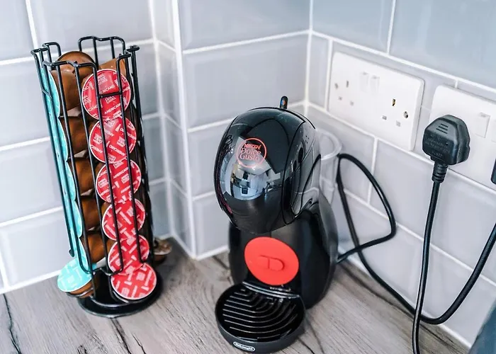 New! 2br With Parking, Near *