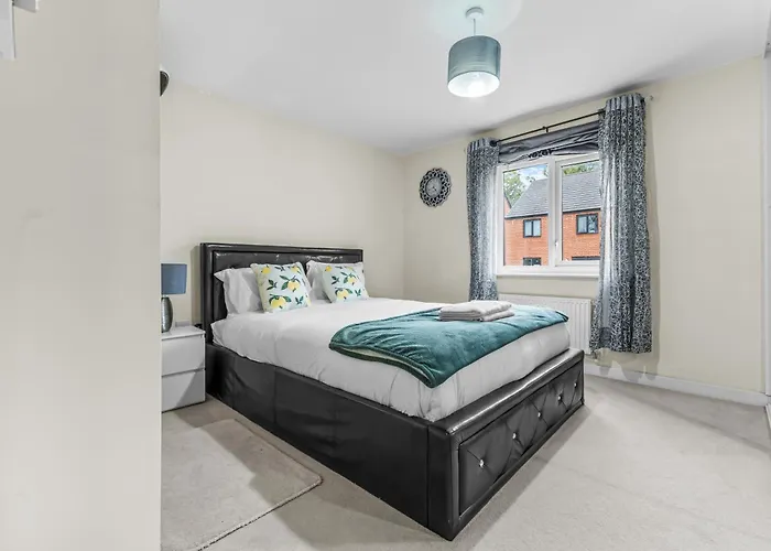 Casa de Férias Modern 4 Bedroom Detached House 66cl