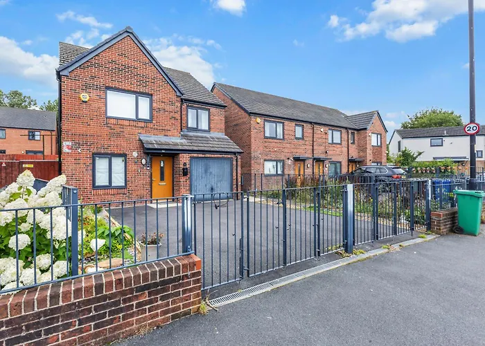 Modern 4 Bedroom Detached House 66cl Casa de Férias *