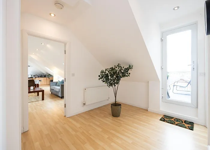 Apartment Withington