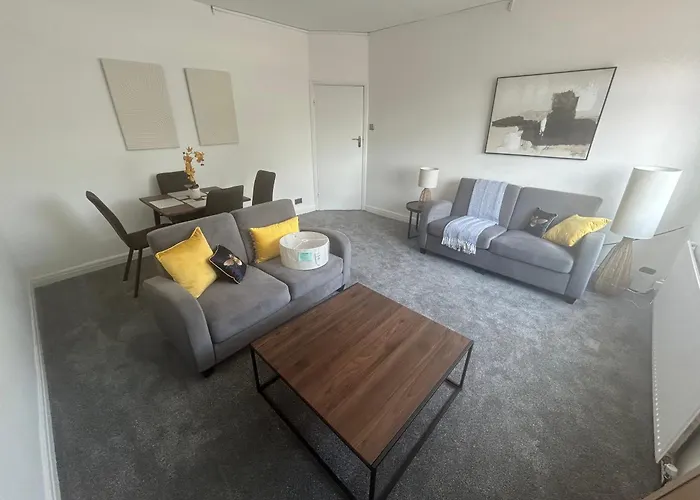 The King Apartment *