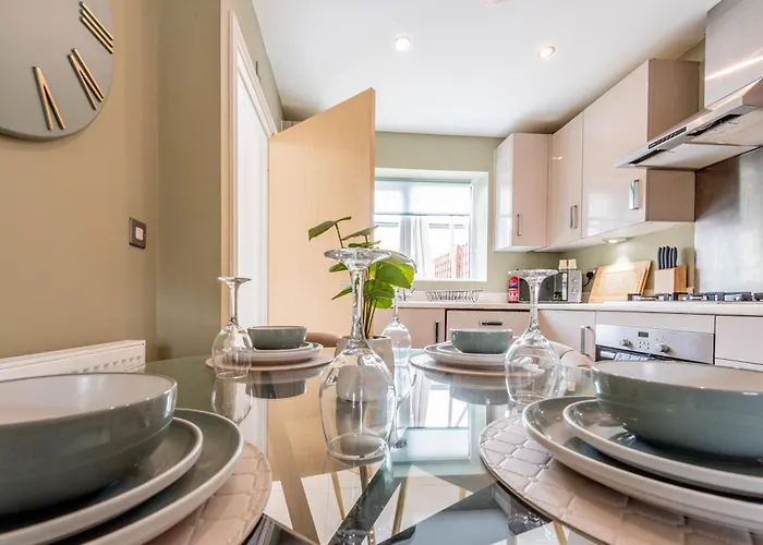 Сasa de vacaciones Modern House 2 Bedroom 5 Beds