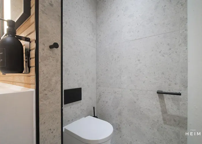 Daire Blanco At The Heim *