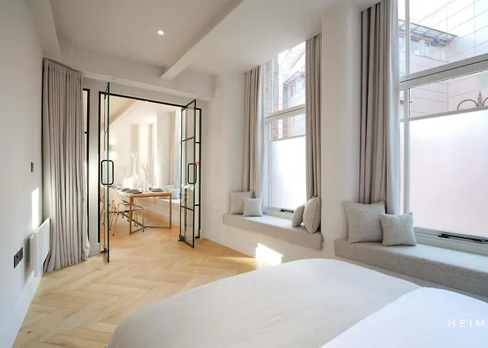 Daire Blanco At The Heim *